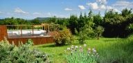 Vue du jardin depuis le Gîte